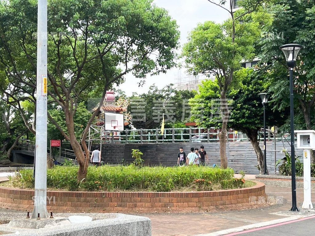 海洋都心景觀３房平面車位房屋室內格局與周邊環境