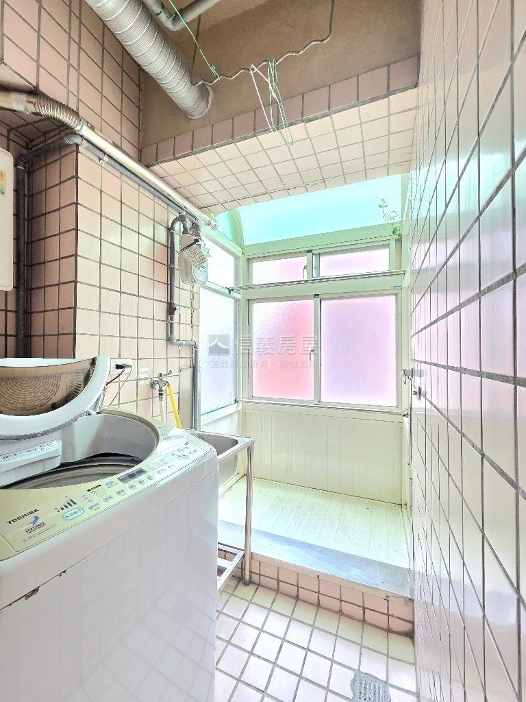 精華地點麗都３房房屋室內格局與周邊環境