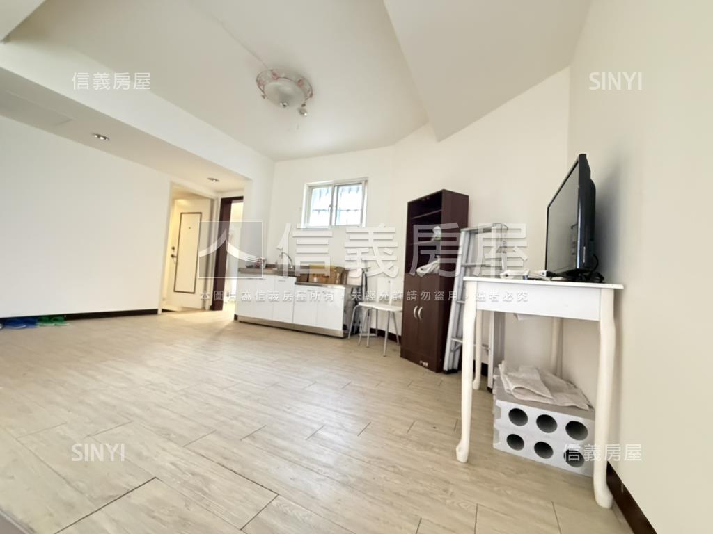 景安捷運美屋兩房兩衛房屋室內格局與周邊環境