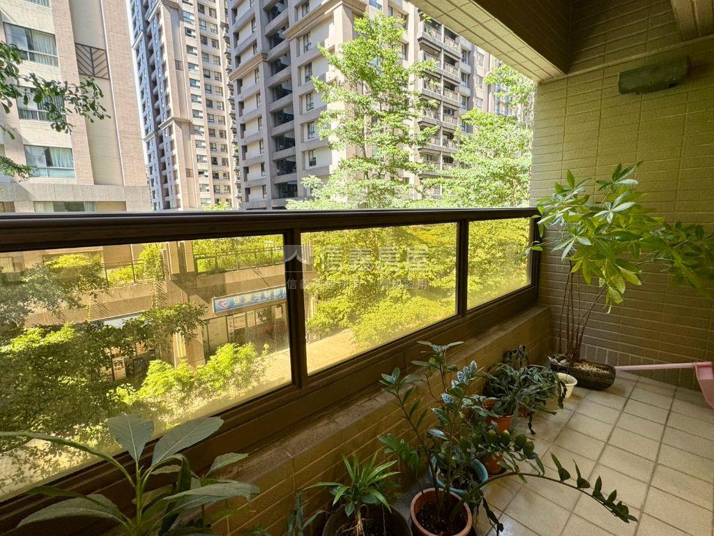 京都·邊間採光樹海三房房屋室內格局與周邊環境