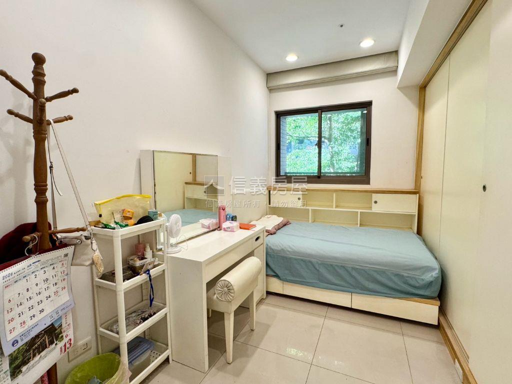 京都·邊間採光樹海三房房屋室內格局與周邊環境