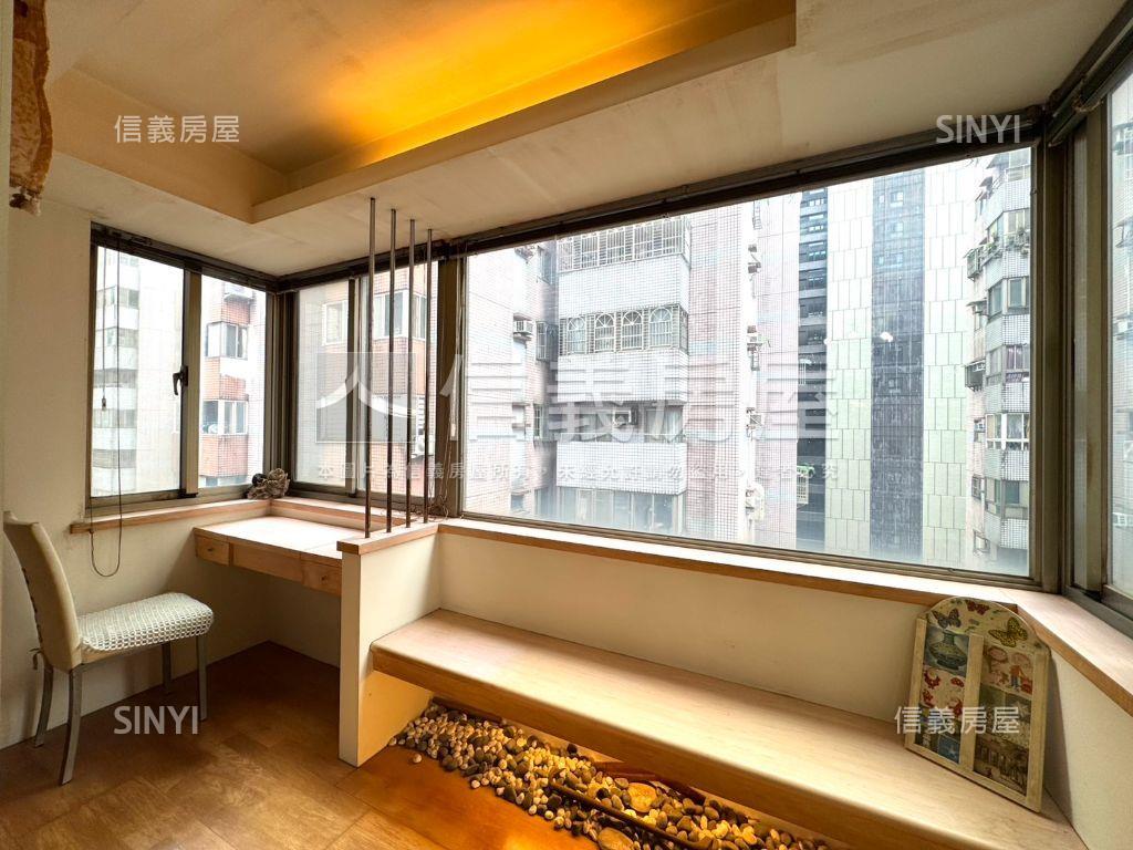 力霸質感兩房車位房屋室內格局與周邊環境