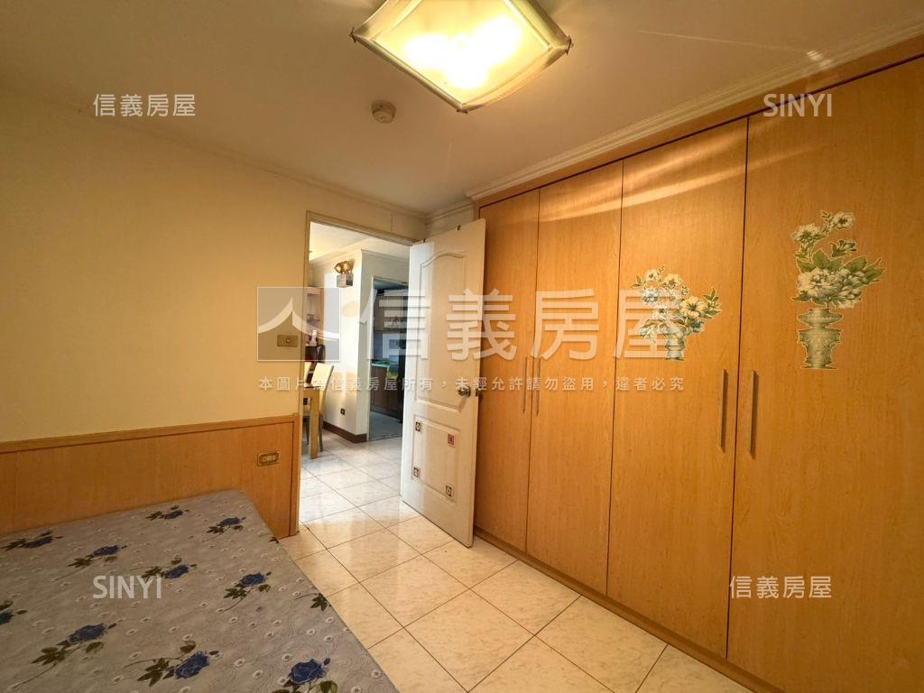 力霸質感兩房車位房屋室內格局與周邊環境