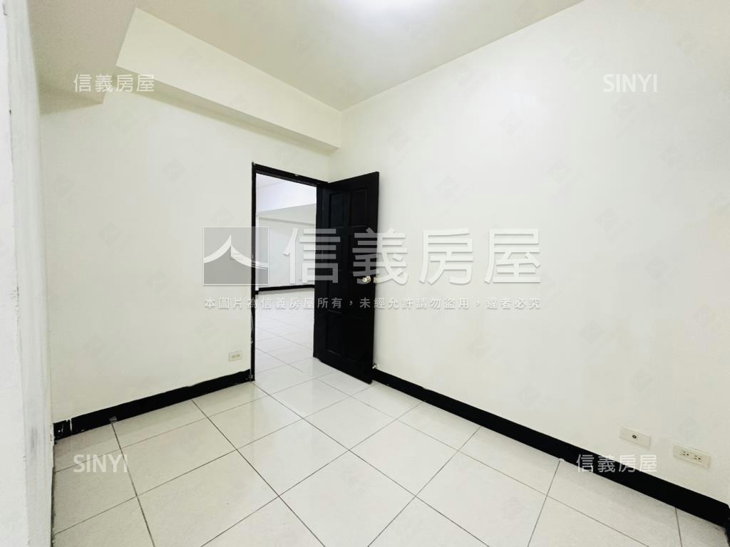 專任華格納四房大車位房屋室內格局與周邊環境