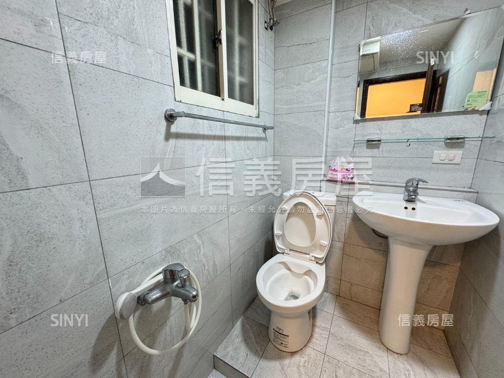 國泰街重新整理小套房房屋室內格局與周邊環境