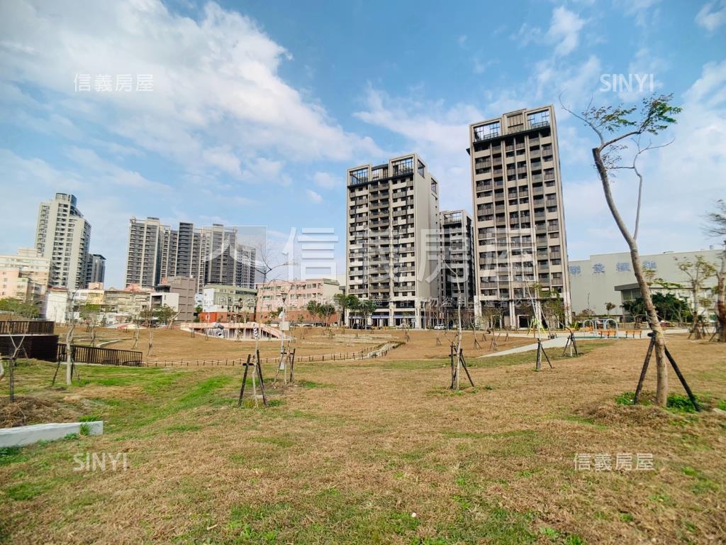 ＡＩ公園旁精美露臺戶房屋室內格局與周邊環境