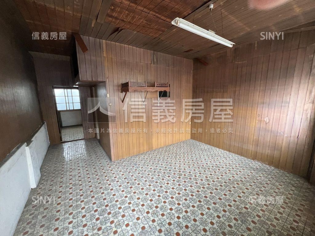 草屯鬧中取靜退休宅房屋室內格局與周邊環境