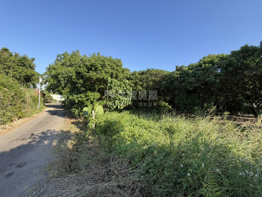 后豐鐵馬道旁臨路農地房屋室內格局與周邊環境