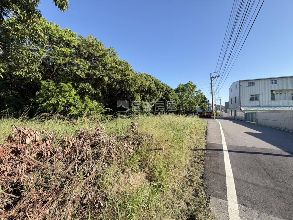 后豐鐵馬道旁臨路農地房屋室內格局與周邊環境