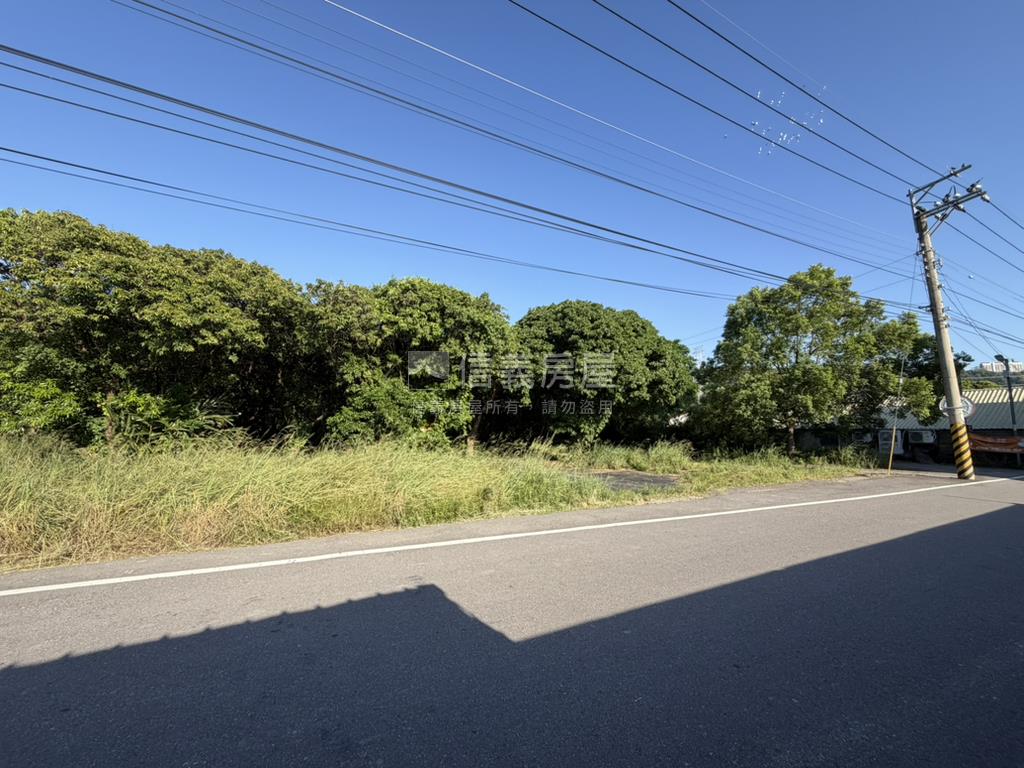 后豐鐵馬道旁臨路農地房屋室內格局與周邊環境