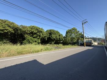 后豐鐵馬道旁臨路農地