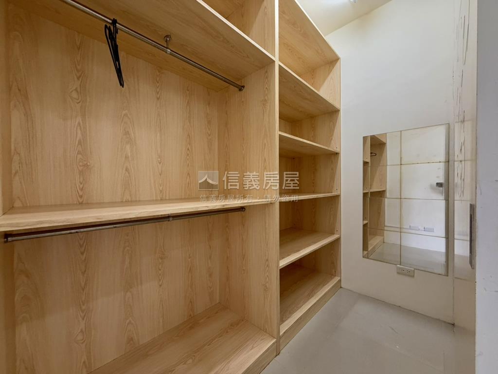 天域稀有樓中樓大空間房屋室內格局與周邊環境