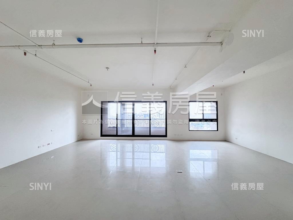 德鑫Ａ＋７㊝鋼骨視野鉅作房屋室內格局與周邊環境