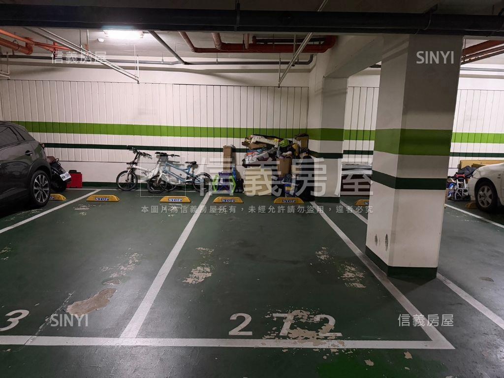 上河國大兩房兩衛附平車房屋室內格局與周邊環境