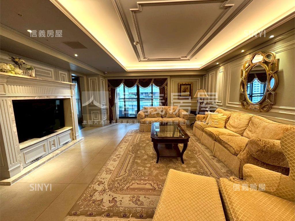 由鉅藏玉高樓裝潢戶房屋室內格局與周邊環境