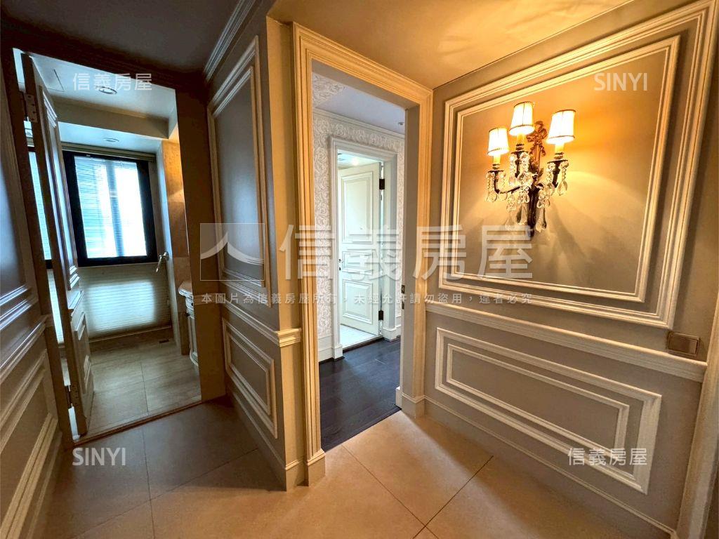 由鉅藏玉高樓裝潢戶房屋室內格局與周邊環境