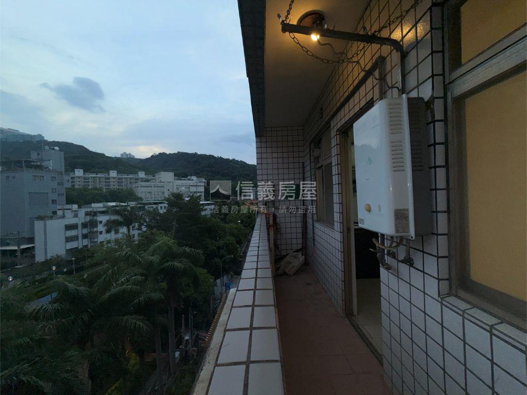 鬧中取靜面公園景觀大三房房屋室內格局與周邊環境