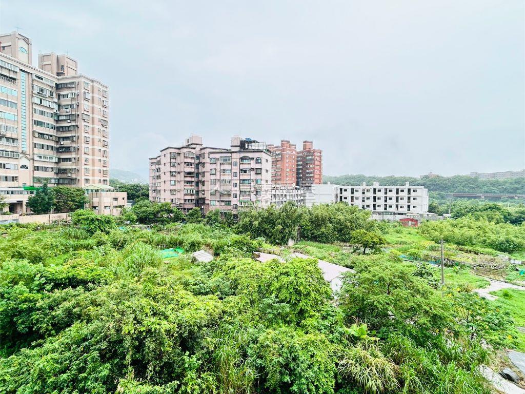 三芝三房美寓房屋室內格局與周邊環境