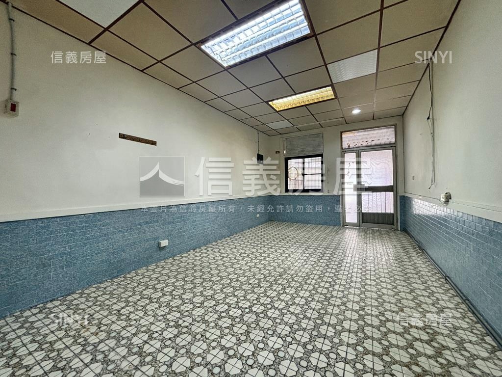 民有街‧復古透天房屋室內格局與周邊環境
