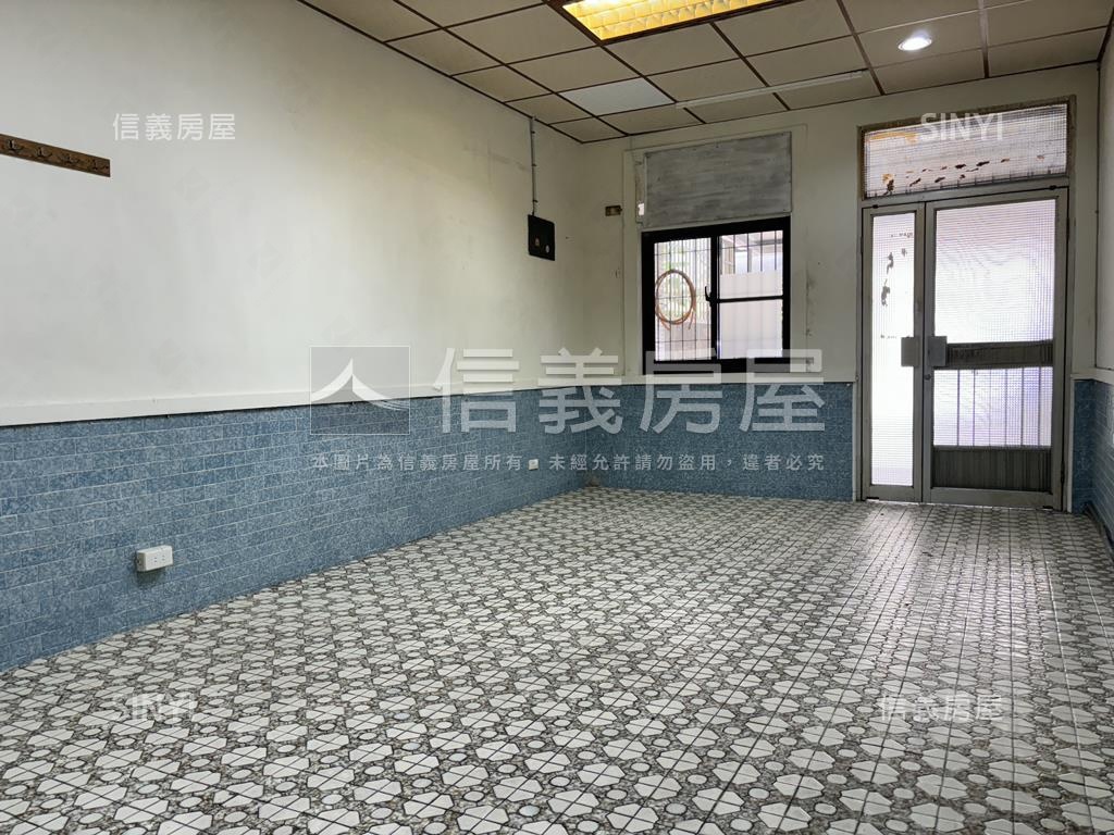 民有街‧復古透天房屋室內格局與周邊環境
