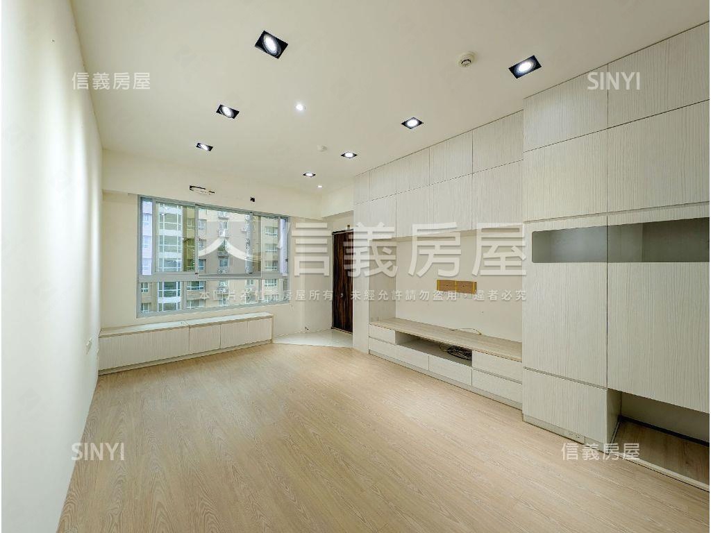 專任凡爾賽２＋１精緻美屋房屋室內格局與周邊環境