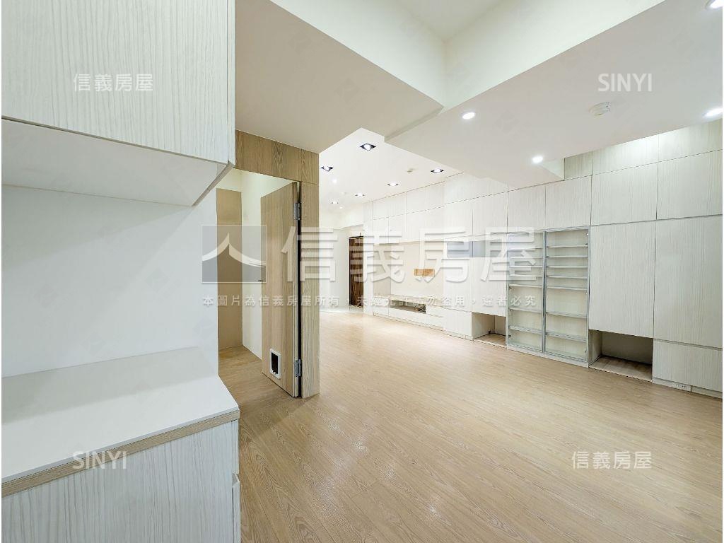 專任凡爾賽２＋１精緻美屋房屋室內格局與周邊環境