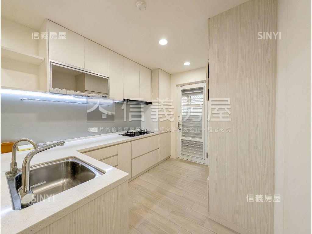 專任凡爾賽２＋１精緻美屋房屋室內格局與周邊環境