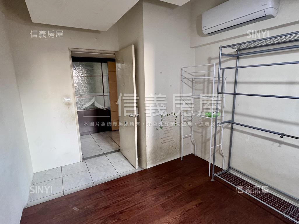 美村建設三房有車位房屋室內格局與周邊環境