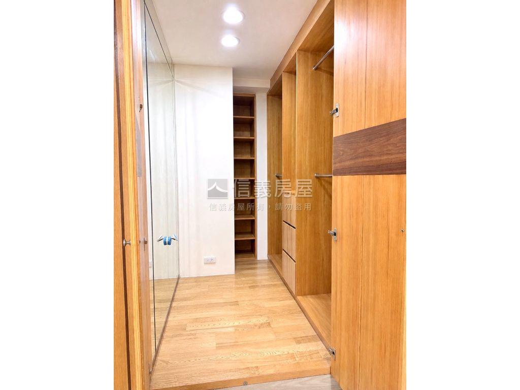 福德一路。河景寬敞２房房屋室內格局與周邊環境