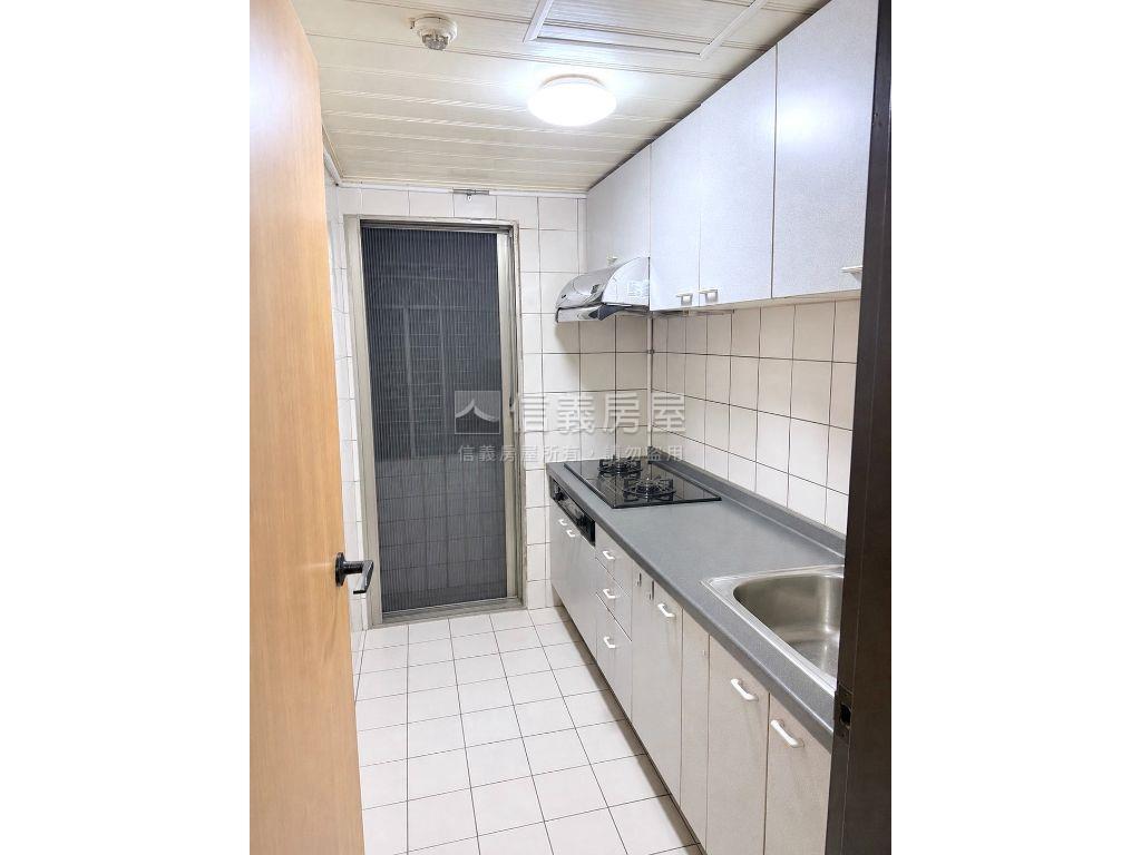 福德一路。河景寬敞２房房屋室內格局與周邊環境
