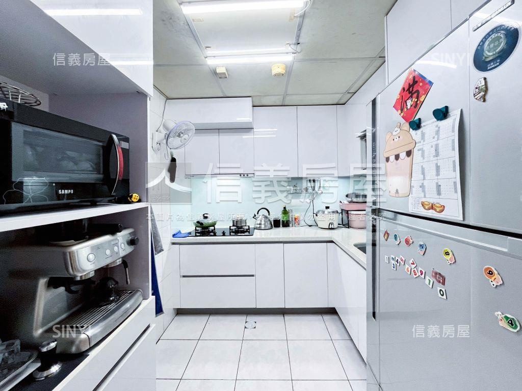 三采藝術園區三房平面車位房屋室內格局與周邊環境