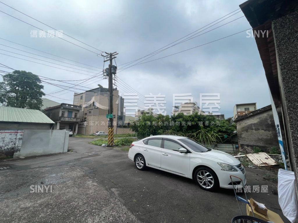 大寮方正住宅、道路用地房屋室內格局與周邊環境
