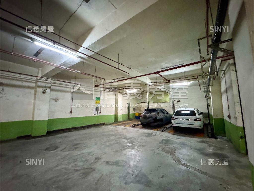 書香名廈後棟五套房屋室內格局與周邊環境