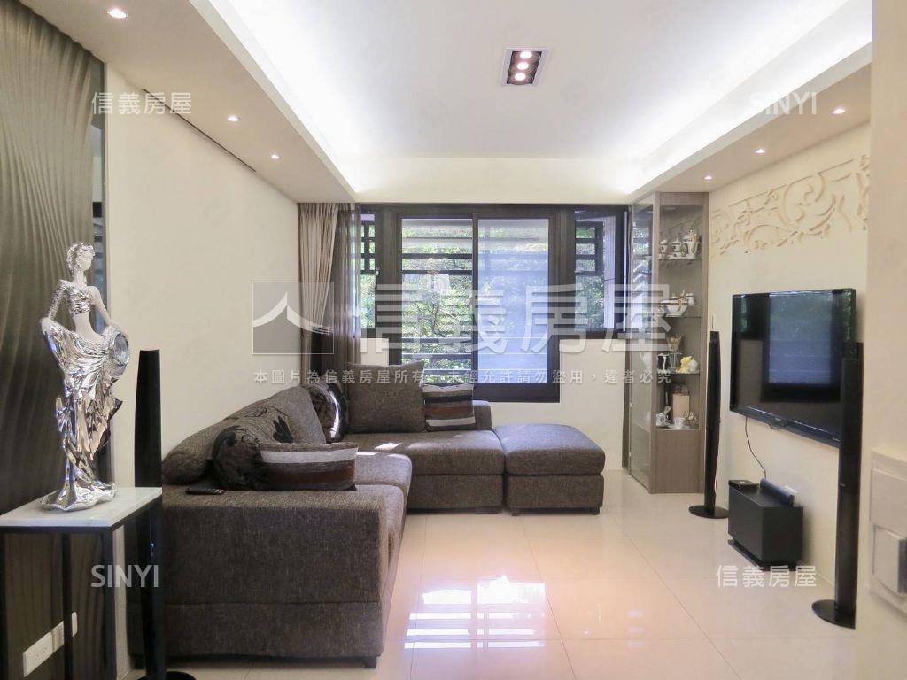 悠美精緻美妝三房車位房屋室內格局與周邊環境