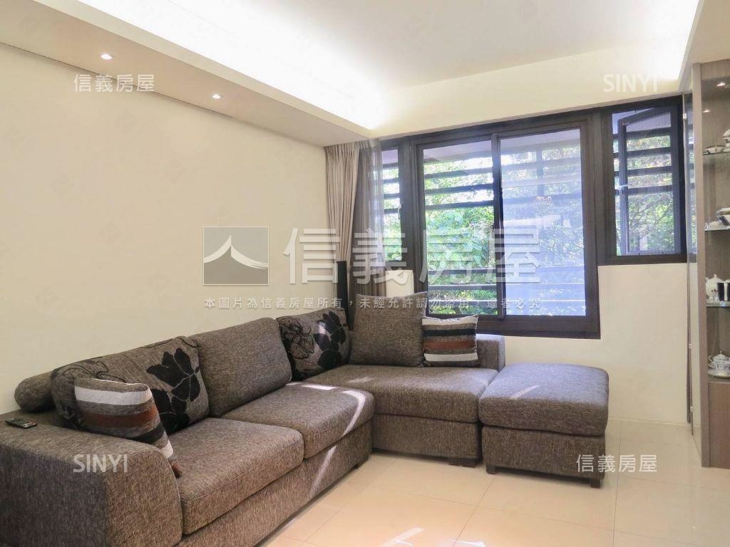 悠美精緻美妝三房車位房屋室內格局與周邊環境