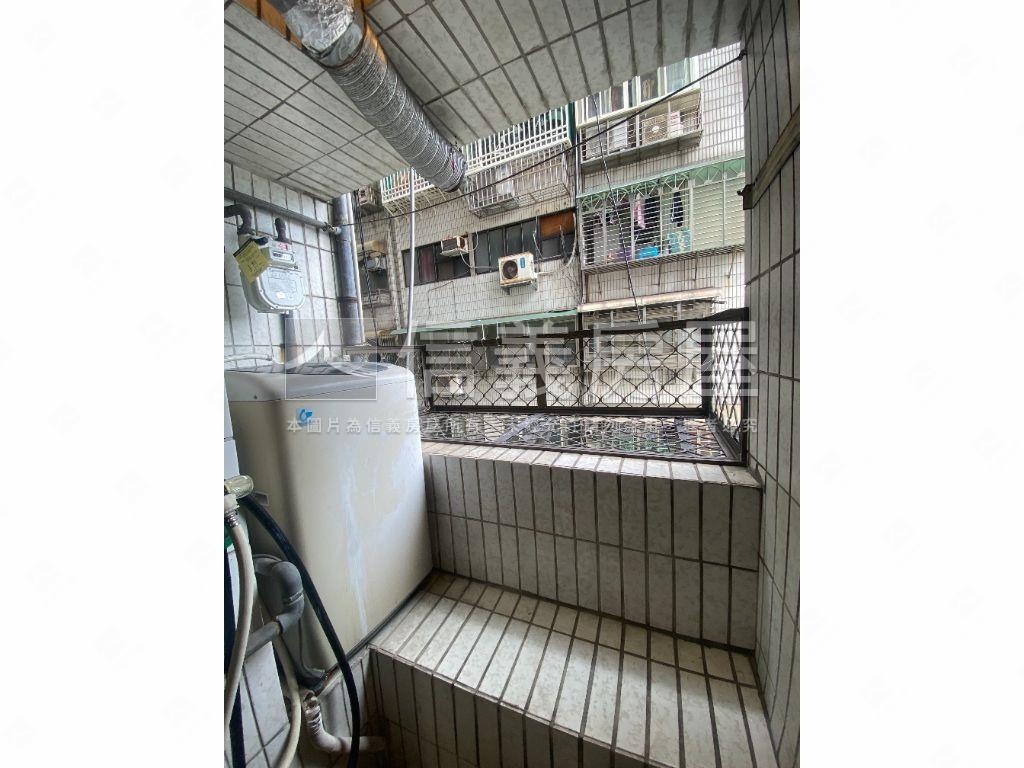 南京三民電梯兩房房屋室內格局與周邊環境