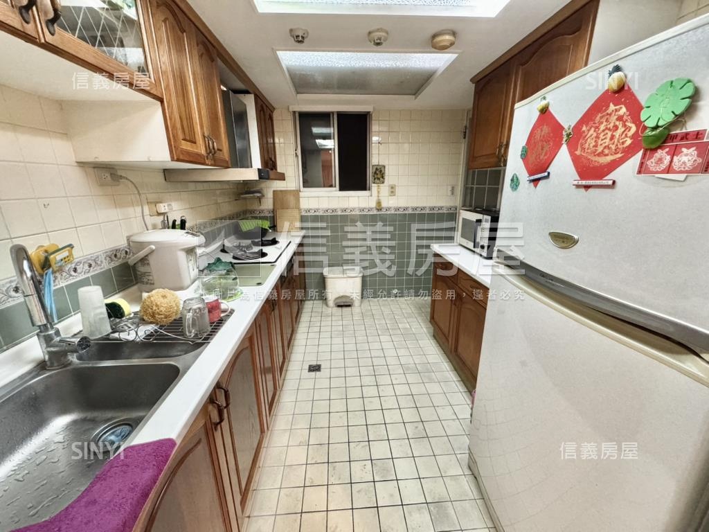 專任！長慶敦煌５房美屋房屋室內格局與周邊環境