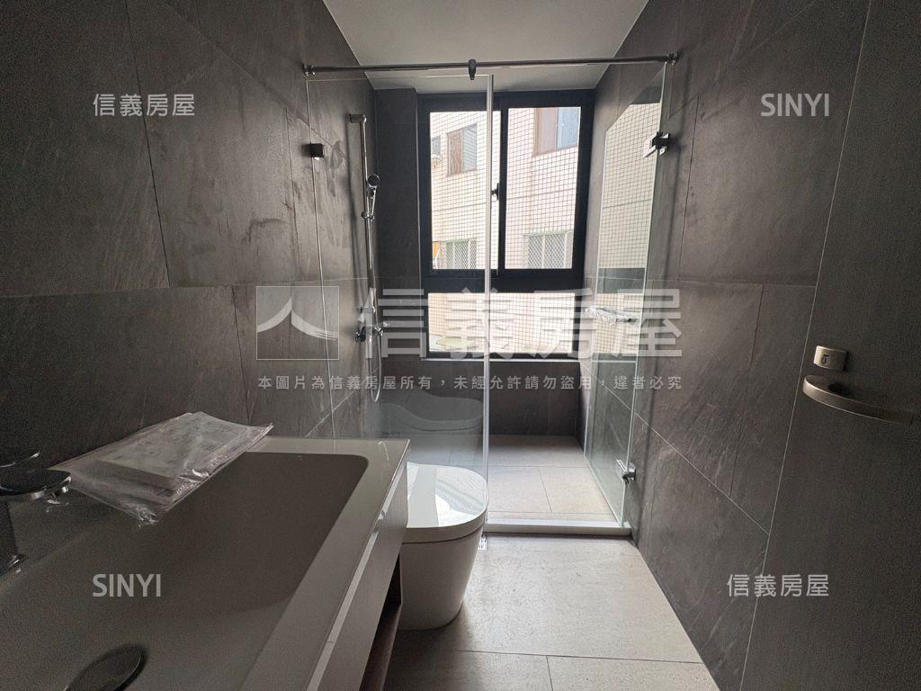 急售工學匯高樓兩房平車房屋室內格局與周邊環境