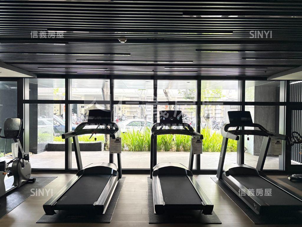 急售工學匯高樓兩房平車房屋室內格局與周邊環境