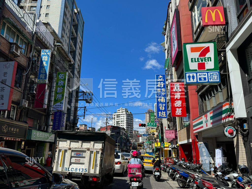 南方之星黃金店面房屋室內格局與周邊環境