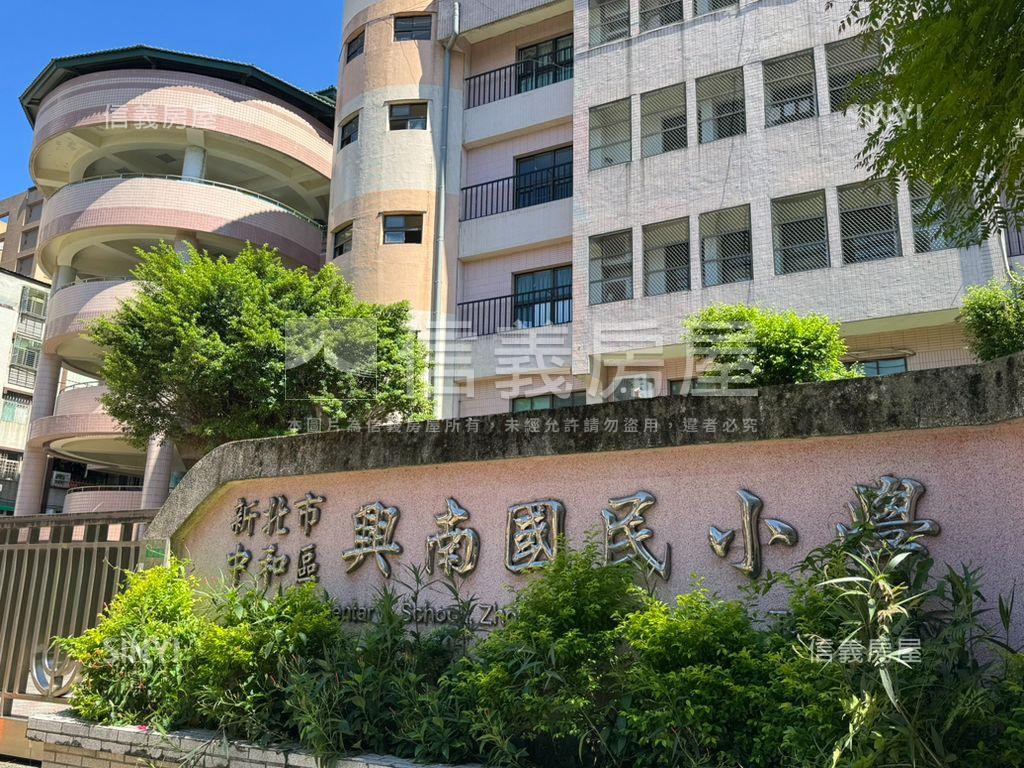 南方之星黃金店面房屋室內格局與周邊環境
