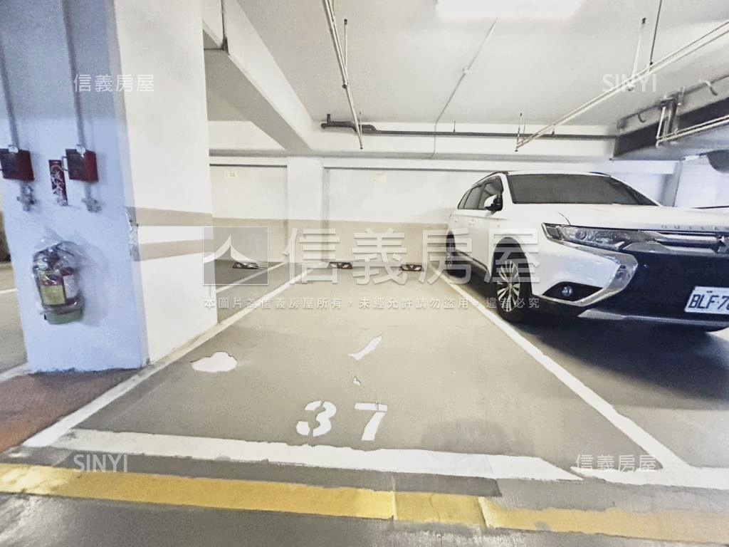金璽雙車位雙捷運溫泉宅房屋室內格局與周邊環境