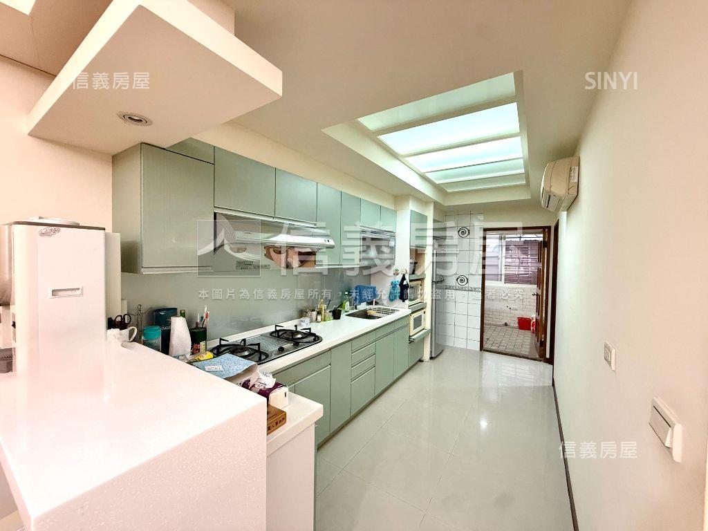 南京三民美妝三樓房屋室內格局與周邊環境