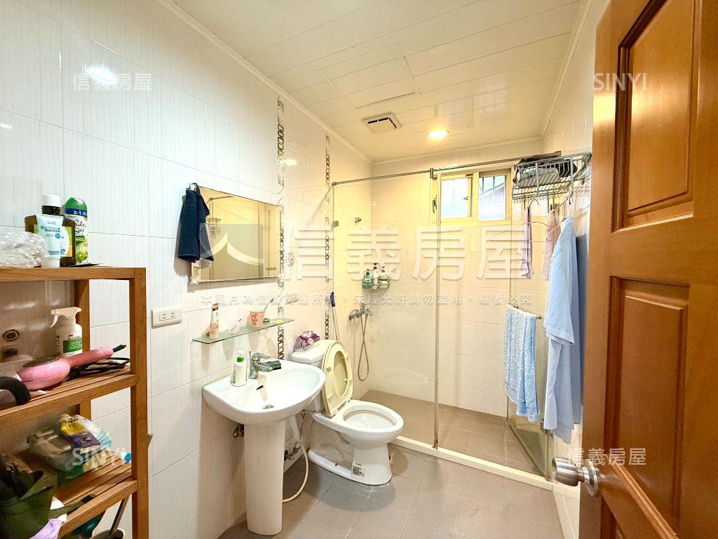 南京三民美妝三樓房屋室內格局與周邊環境