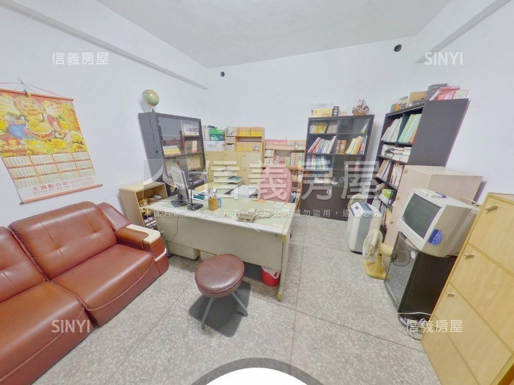 大面寬活路角間住商大透天房屋室內格局與周邊環境