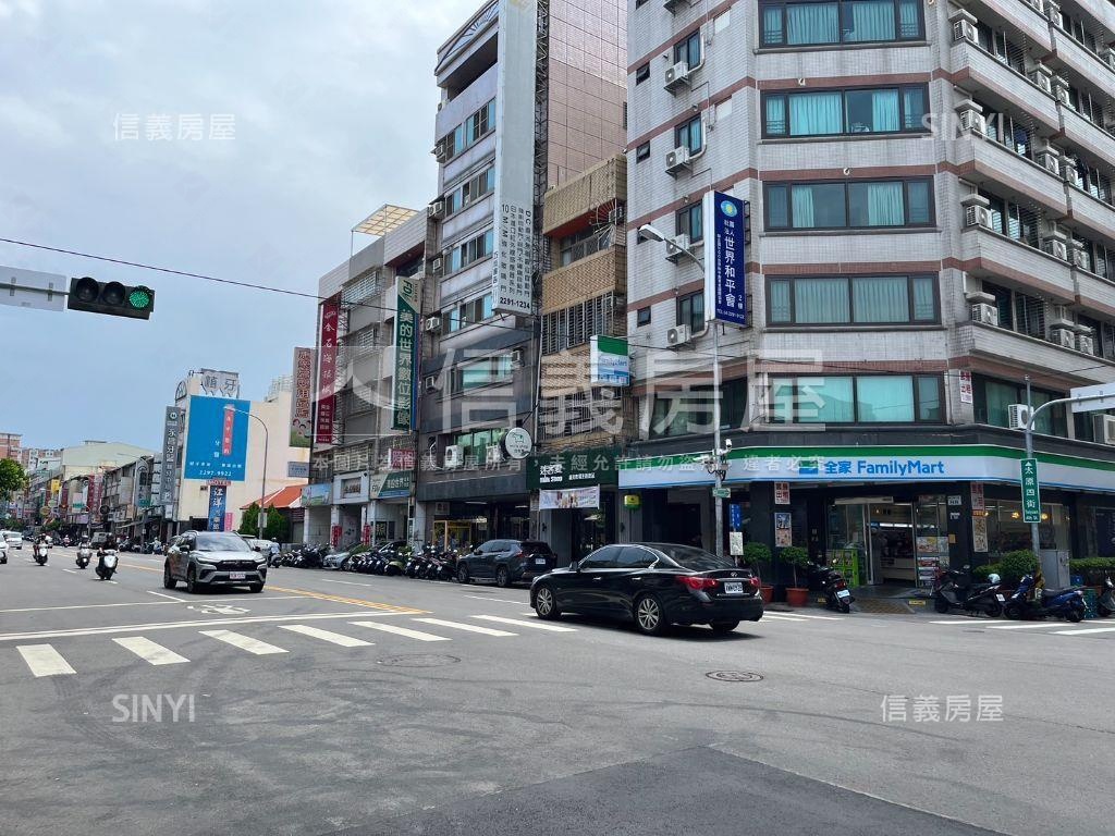 大面寬活路角間住商大透天房屋室內格局與周邊環境