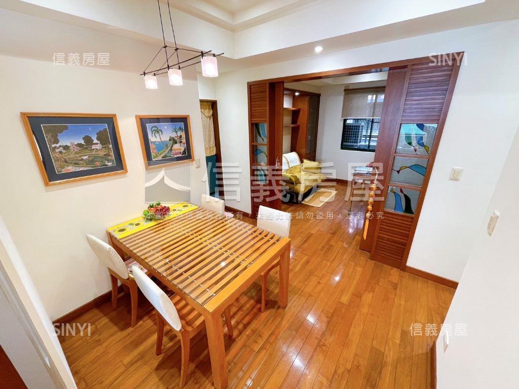 七期成功之門三房平車房屋室內格局與周邊環境