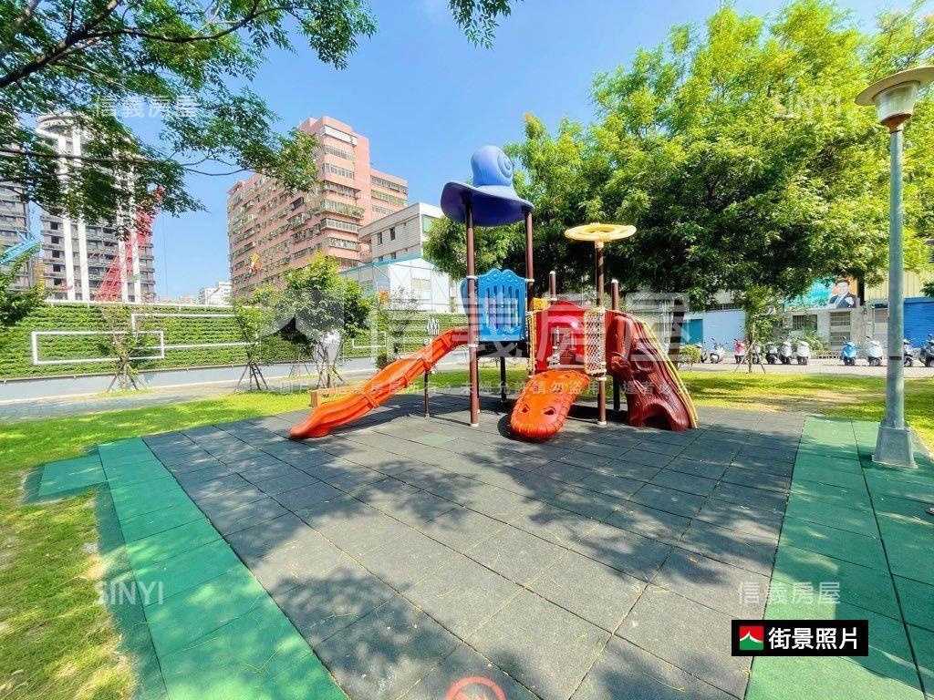 江子翠捷運。極光美妝高樓房屋室內格局與周邊環境