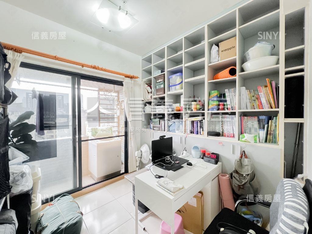 奇摩市樓中樓視野豪邸房屋室內格局與周邊環境