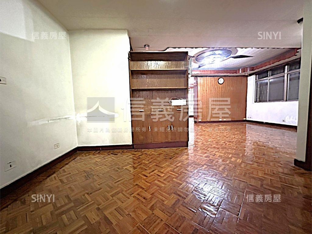 建國路方正二樓房屋室內格局與周邊環境